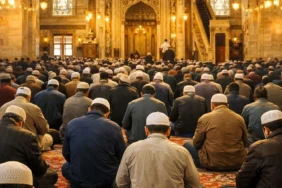 Diyanet cuma hutbesinde sosyal medyada doğruluk ve mahremiyet uyarısında bulundu